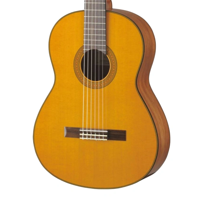 Классическая гитара Yamaha CG142C