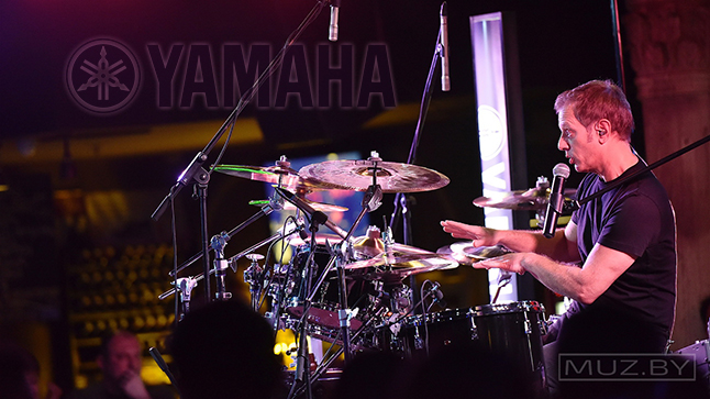 Absolute Hybrid Maple - ударная установка, подписанная Dave Weckl