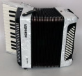 Аккордеон Hohner BRAVO II 60 A1695 белый