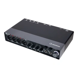 Звуковая карта Steinberg UR44C