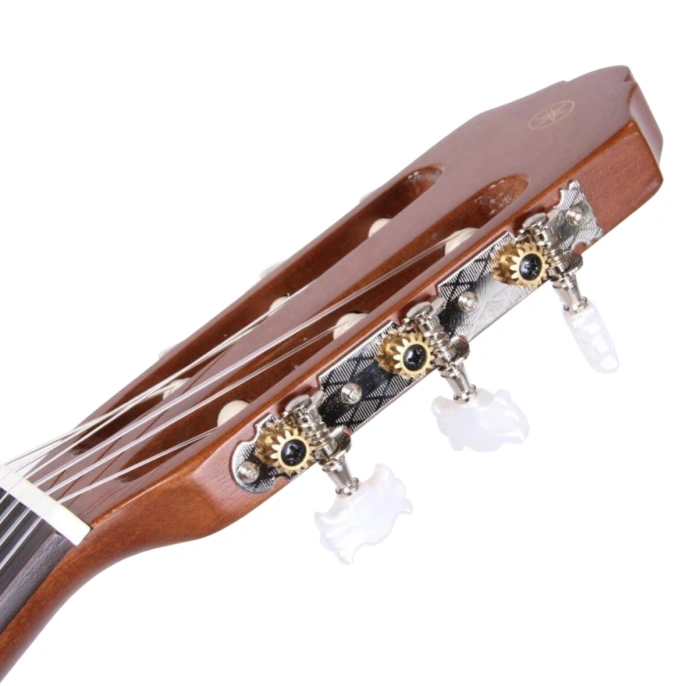 Классическая гитара Yamaha CS40