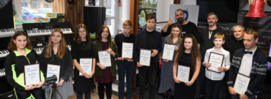 Поздравляем финалистов и победительницу Piano Drive 2019!