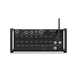 Микшерный пульт Behringer XR18