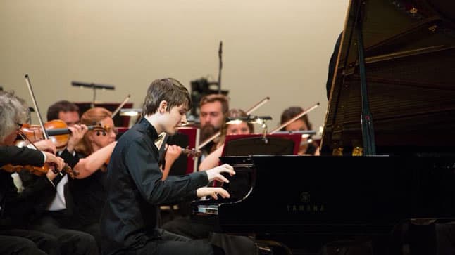 Влад Хандогий получил 5 тысяч долларов за победу в Grand Piano Competition