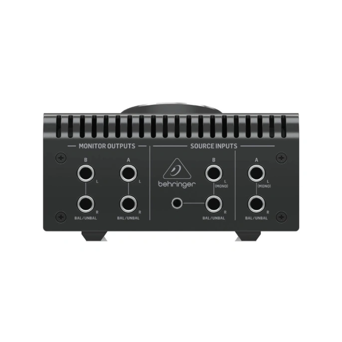 Контроллер Behringer Studio M