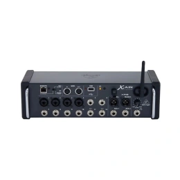 Микшерный пульт Behringer XR12