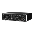 Аудиоинтерфейс Behringer UMC202HD