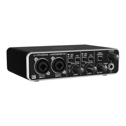 Аудиоинтерфейс Behringer UMC202HD