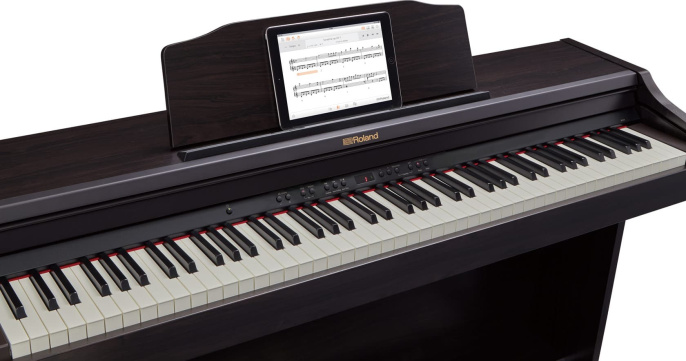 Цифровое пианино Roland RP-501R WH