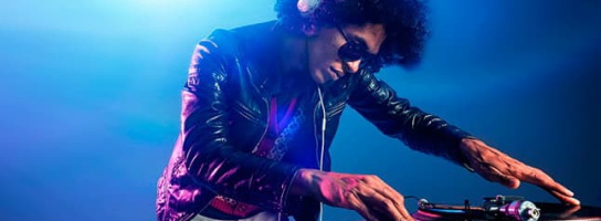 Скидки на MUZ.BY ко всемирному Дню ди-джея!