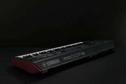 Рабочая станция Yamaha MOXF 6