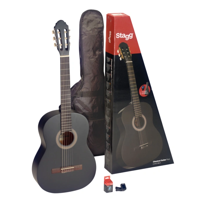 Классическая гитара Stagg C440M BLK Pack