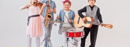 Готовимся ко Дню знаний: праздничные скидки в "Музыке"!